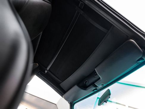 Used 1989 Porsche 911 Turbo image 32