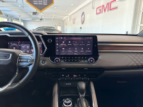 Certified 2023 GMC Canyon Denali AWD/4WD image 17
