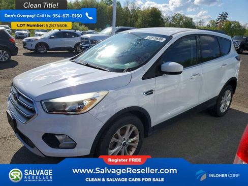 Used 2017 Ford Escape SE FWD image 1