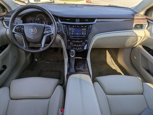 Used 2014 Cadillac XTS Luxury w/ Driver Awareness Package image 11