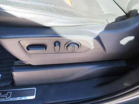 Used 2020 GMC Sierra 1500 AT4 w/ AT4 Premium Package image 15