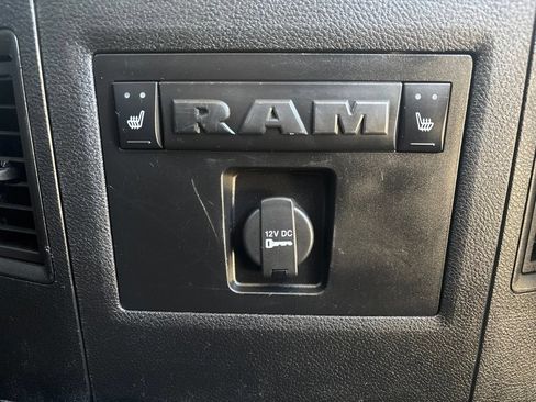Used 2016 RAM 1500 Laramie AWD/4WD image 23