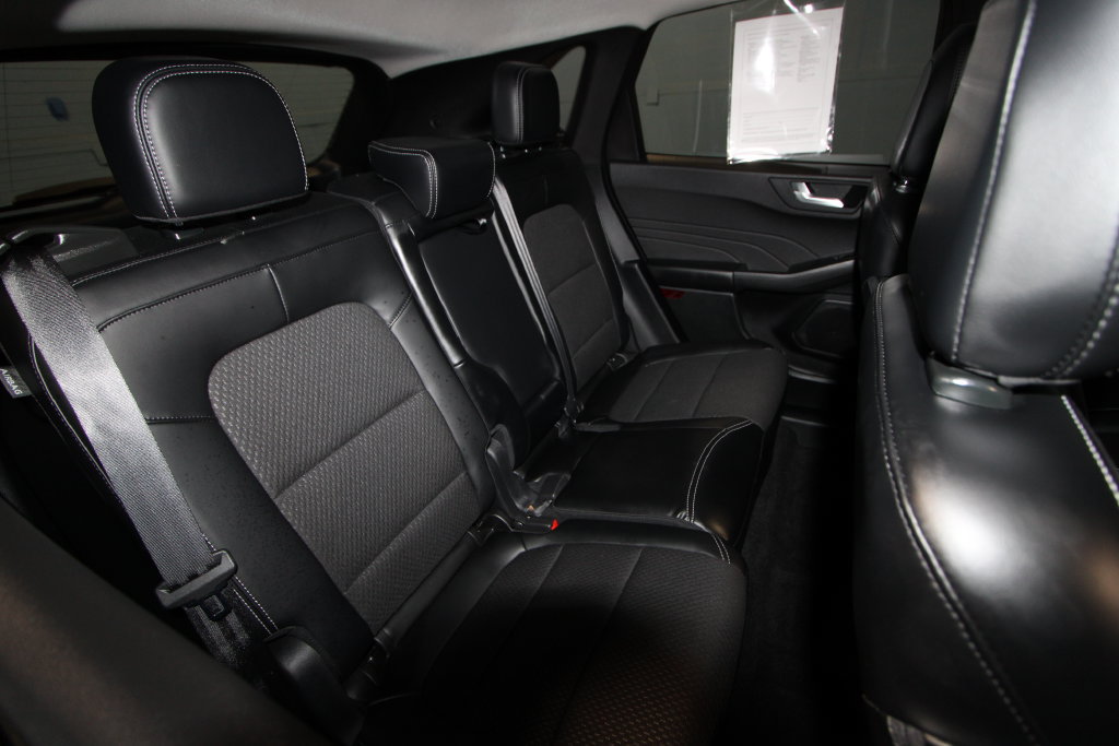 Used 2024 Ford Escape SE FWD image 21