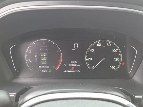 Used 2025 Honda Pilot EX-L image 29