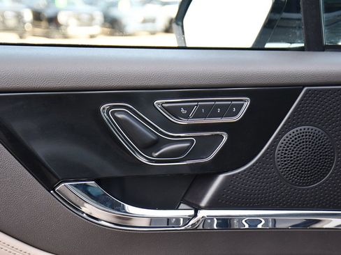 Used 2023 Lincoln Corsair Standard image 14