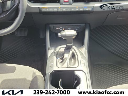 New 2026 Kia K4 LXS image 18