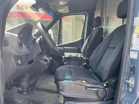 Used 2019 Mercedes-Benz Sprinter 170 image 13