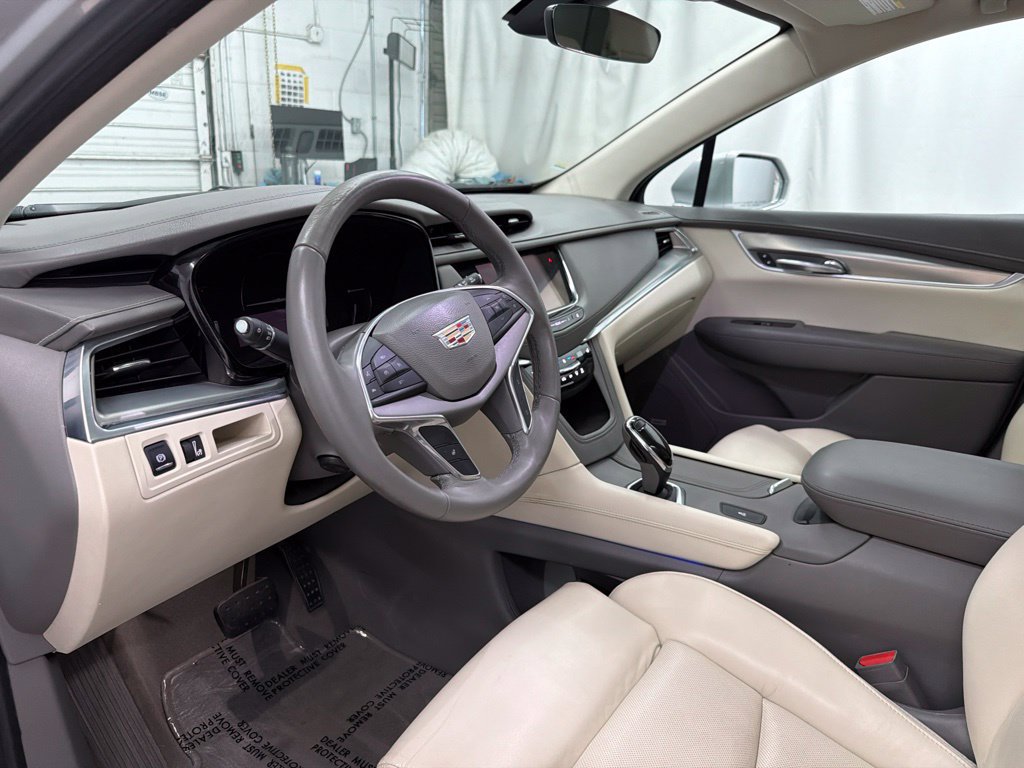Used 2017 Cadillac XT5 Luxury FWD image 15