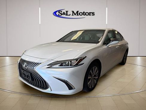 Used 2021 Lexus ES 350 w/ Premium Package FWD image 4