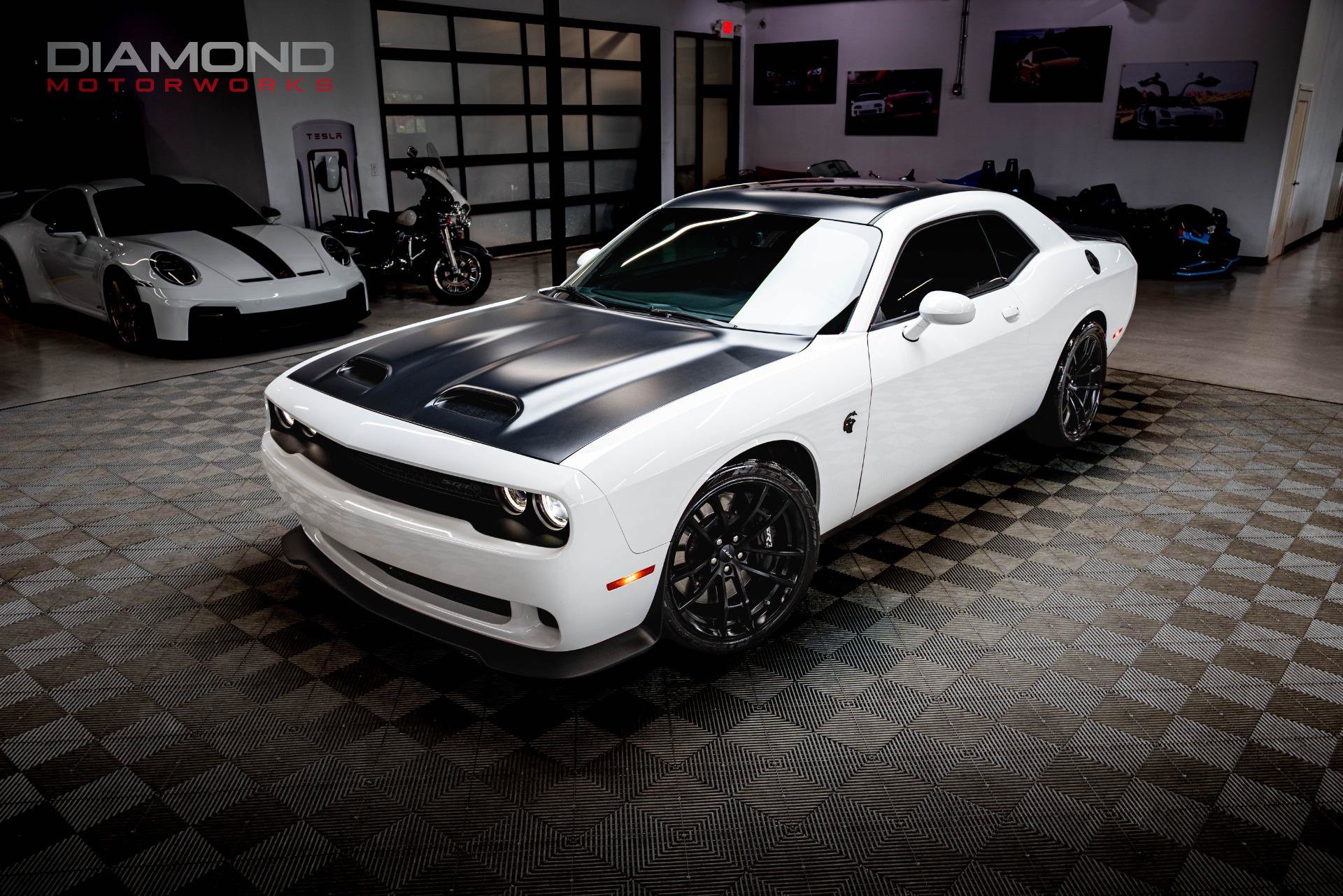 Used 2023 Dodge Challenger SRT Hellcat RWD image 10