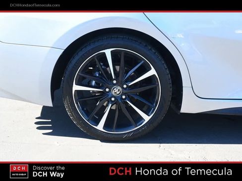 Used 2020 Toyota Camry XSE image 25