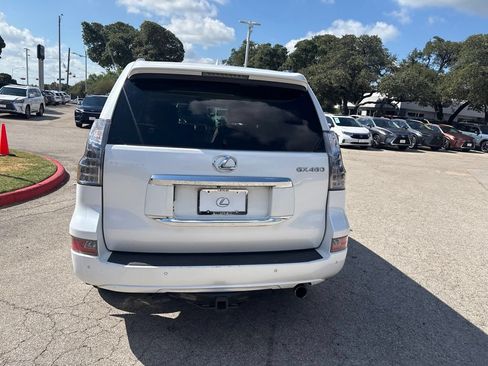 Used 2017 Lexus GX 460 Premium AWD/4WD image 4