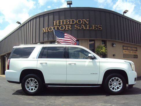 Used 2019 GMC Yukon SLT AWD/4WD image 1