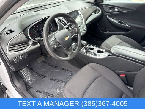 Used 2024 Chevrolet Malibu LT FWD image 17