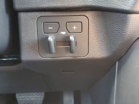 New 2026 Toyota Tundra SR5 AWD/4WD image 27