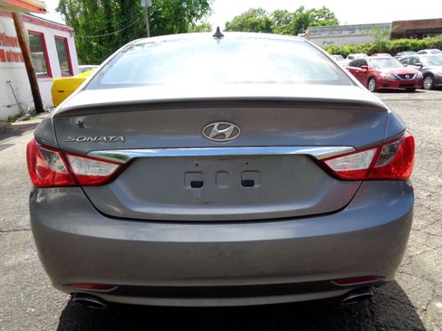 Used 2012 Hyundai Sonata SE image 6