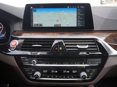 Used 2020 BMW M550i xDrive w/ Premium Package AWD/4WD image 47