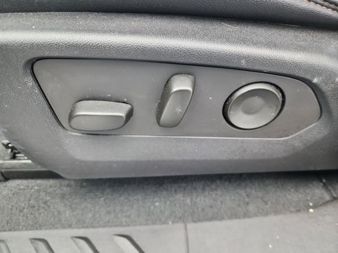 Certified 2023 GMC Canyon AT4 w/ AT4 Premium Package image 11