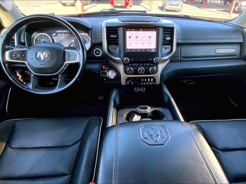 Used 2022 RAM 1500 Laramie AWD/4WD image 16