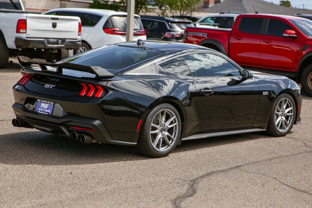 Used 2024 Ford Mustang GT Premium RWD image 5