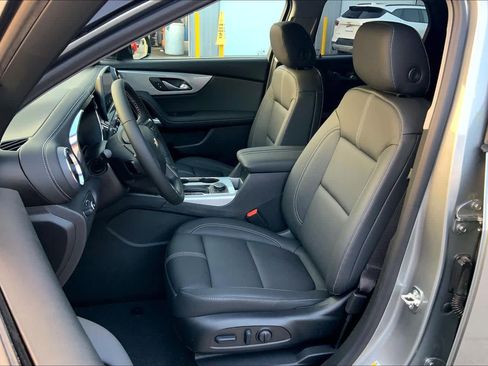 New 2026 Chevrolet Blazer LT w/ Midnight/Sport Edition image 9