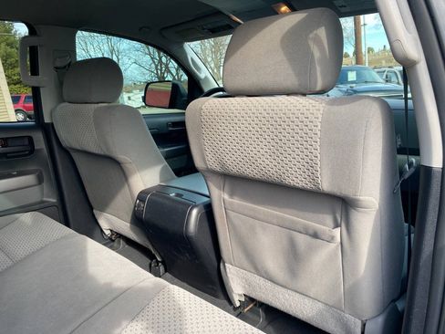 Used 2012 Toyota Tundra 4x4 Double Cab w/ TRD Off-Road Pkg image 28