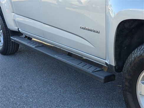 Used 2020 Chevrolet Colorado W/T w/ WT Convenience Package image 12