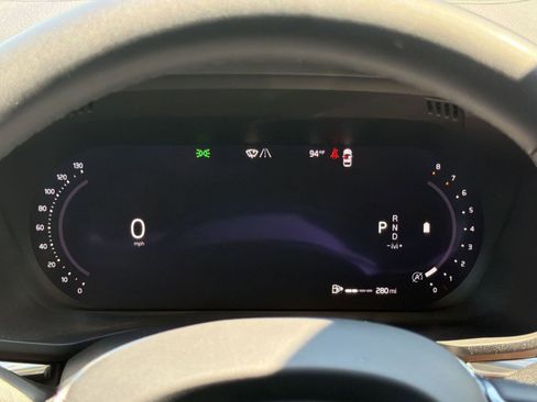 Certified 2023 Volvo XC60 B5 Ultimate AWD/4WD image 18