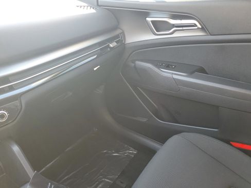 New 2026 Kia Sportage LX image 25