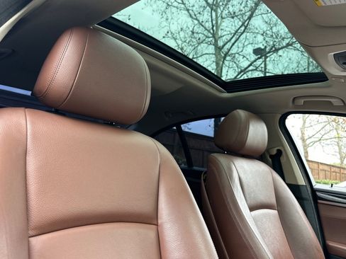 Used 2015 BMW 528i 528i image 15