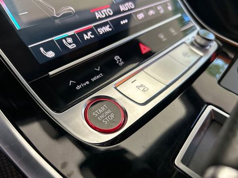 Used 2021 Audi RS Q8 AWD/4WD image 58