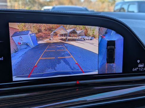 Used 2023 Cadillac Escalade Premium Luxury image 29