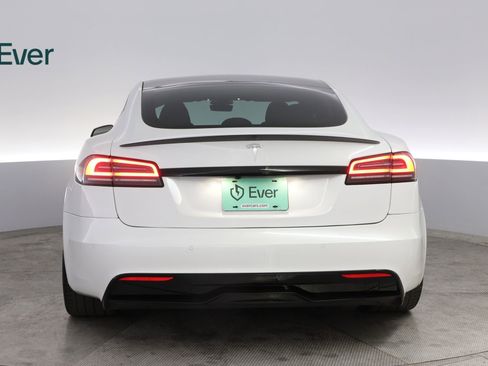 Used 2022 Tesla Model S Plaid image 15