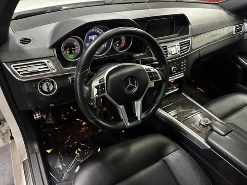 Used 2016 Mercedes-Benz E 350 Sedan image 8