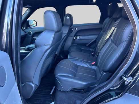 Used 2014 Land Rover Range Rover Sport HSE image 12