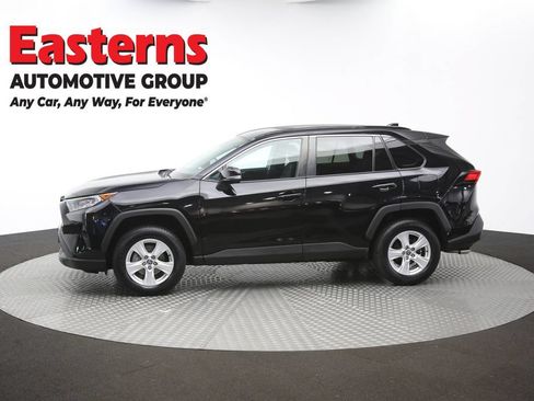 Used 2021 Toyota RAV4 XLE AWD/4WD image 58