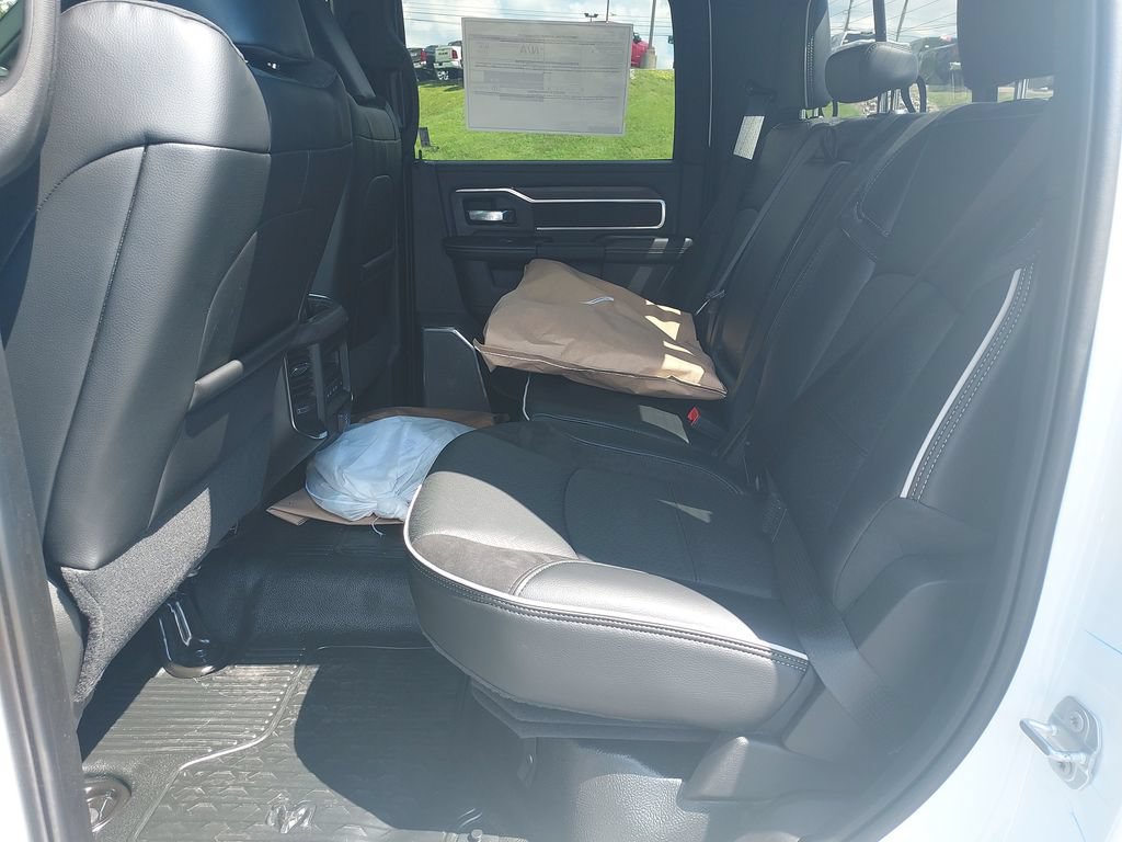 New 2026 RAM 5500 4x4 Crew Cab w/ Laramie Trim Package image 14