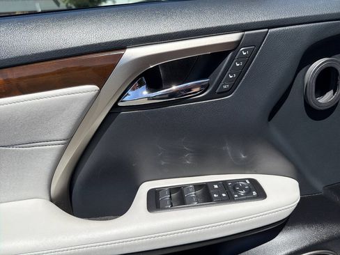 Used 2017 Lexus RX 450h AWD w/ Cold Weather Package image 45