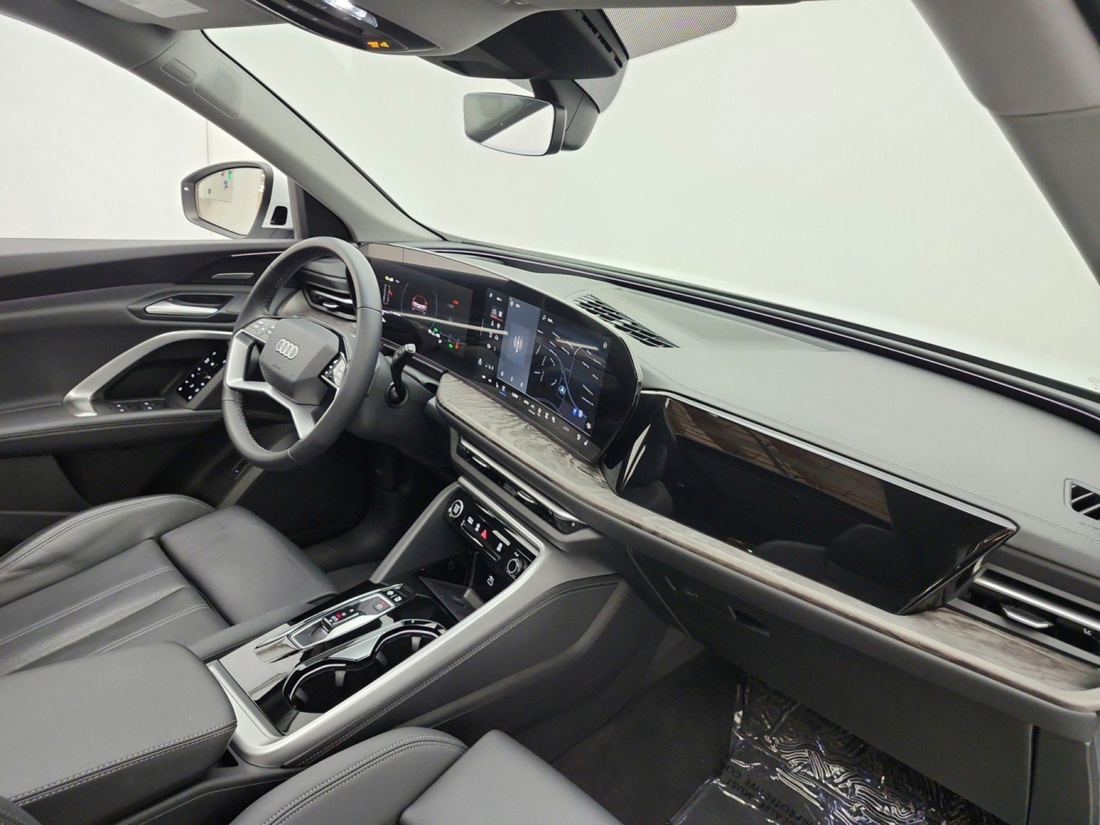 Used 2025 Audi Q5 Premium Plus AWD/4WD image 19