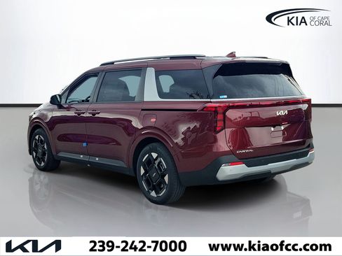 New 2026 Kia Carnival EX FWD image 4