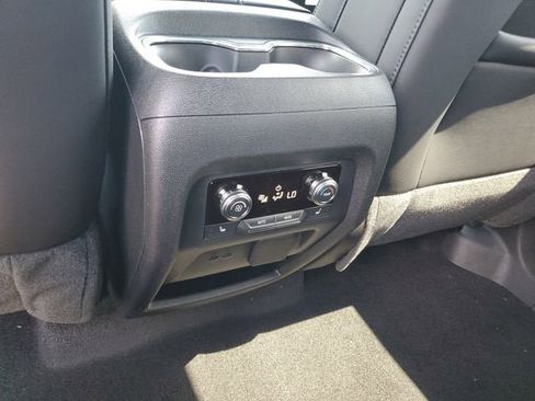 New 2026 GMC Acadia Elevation w/ Elevation Premium Package FWD image 16