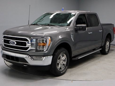 Certified 2021 Ford F150 XLT w/ Equipment Group 302A High image 8