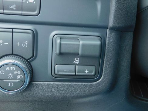 New 2026 Chevrolet Suburban High Country image 39