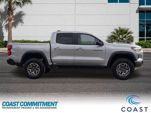 Used 2024 Chevrolet Colorado ZR2 w/ Safety Package image 5