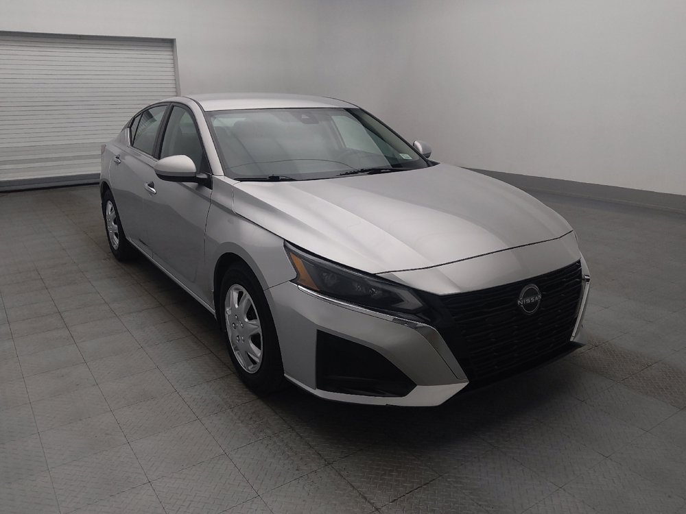 Used 2023 Nissan Altima 2.5 S FWD image 13