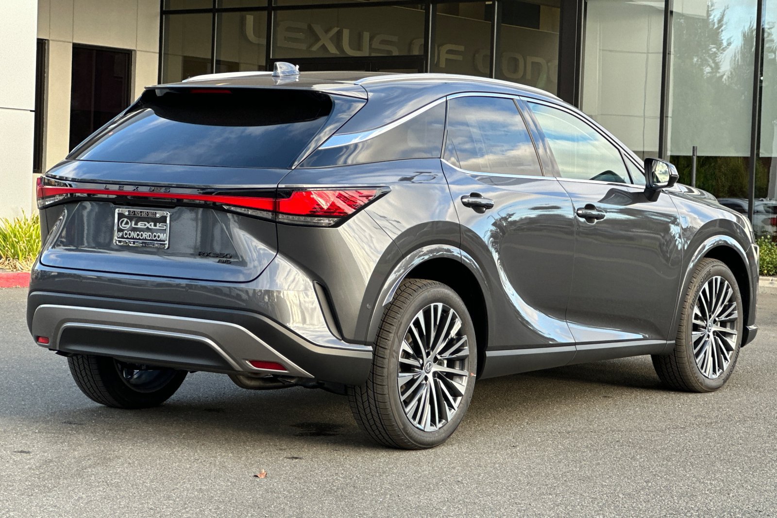 New 2026 Lexus RX 350 Premium Plus w/ Convenience Package AWD/4WD image 4