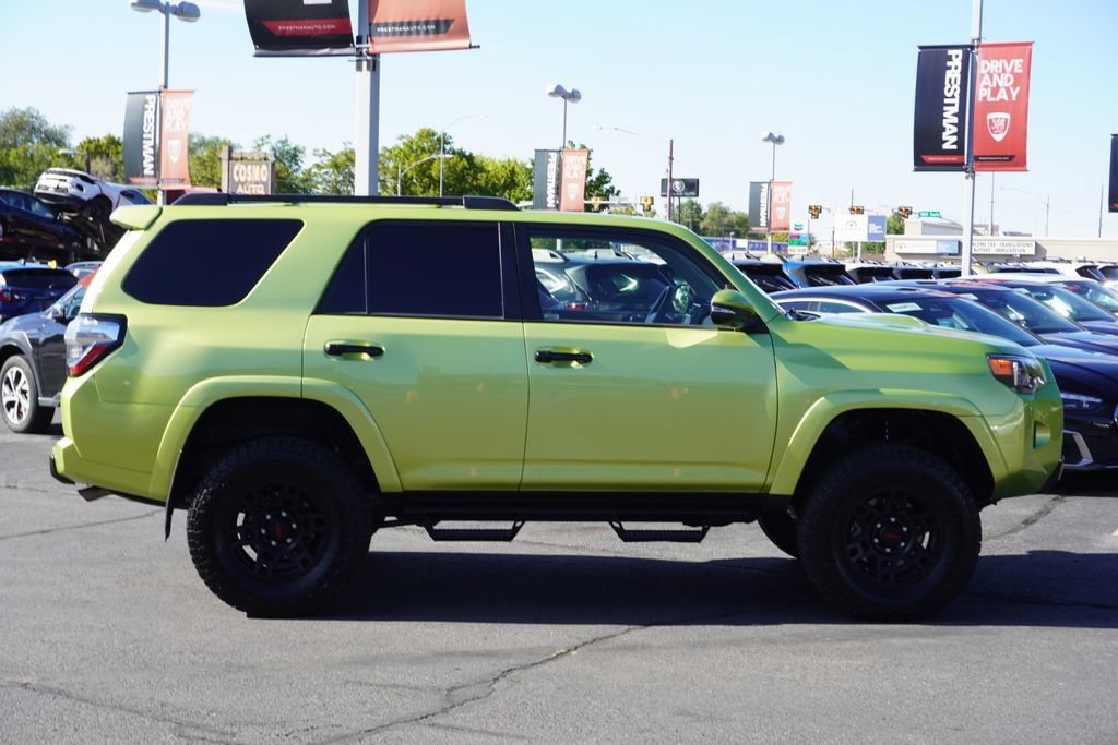 Used 2023 Toyota 4Runner TRD Off-Road Premium w/ Off Road Premium Plus Package AWD/4WD image 25