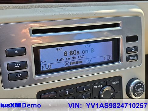 Used 2007 Volvo S80 3.2 image 28