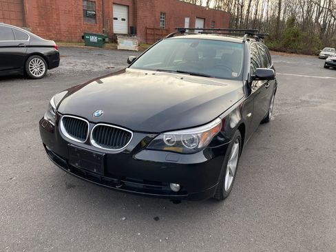 Used 2006 BMW 530xi Wagon image 4