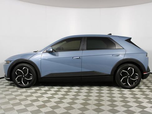 Used 2024 Hyundai Ioniq 5 SE image 27